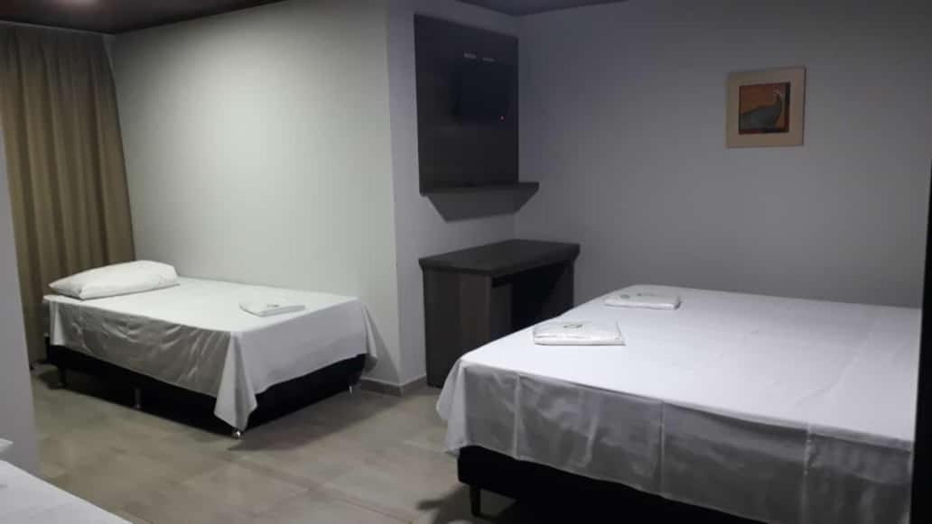 Hotel Rof Telemaco Borba ภายนอก รูปภาพ