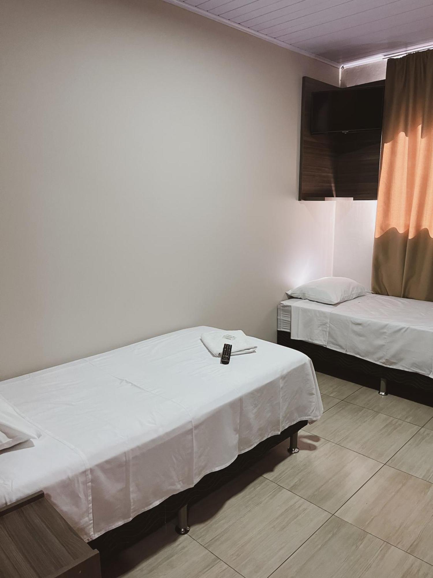 Hotel Rof Telemaco Borba ภายนอก รูปภาพ